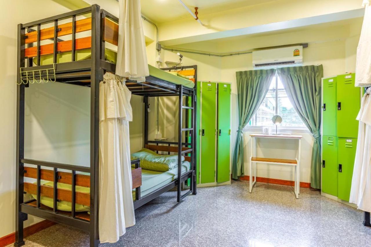 Oyo 75416 Rama3 Sunrise Hostel Bangkok Eksteriør billede