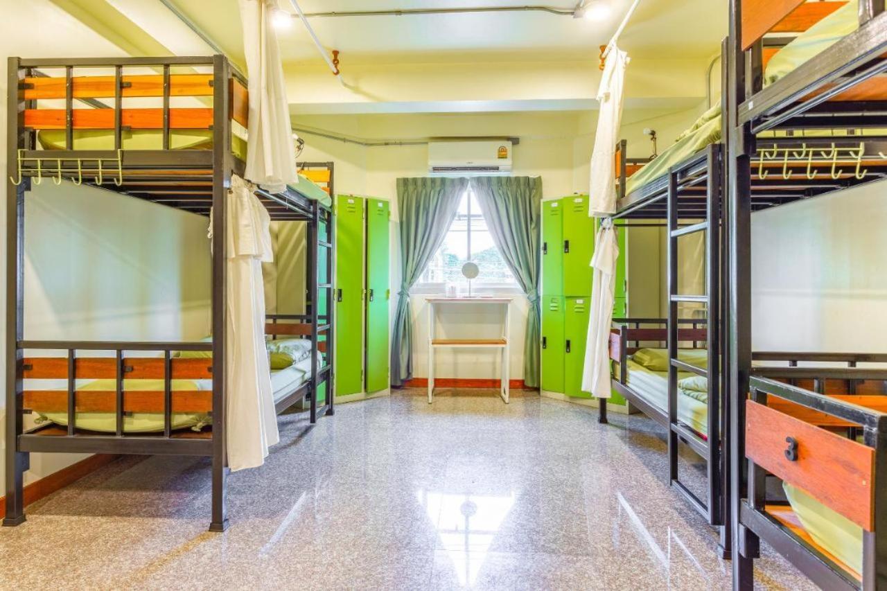 Oyo 75416 Rama3 Sunrise Hostel Bangkok Eksteriør billede